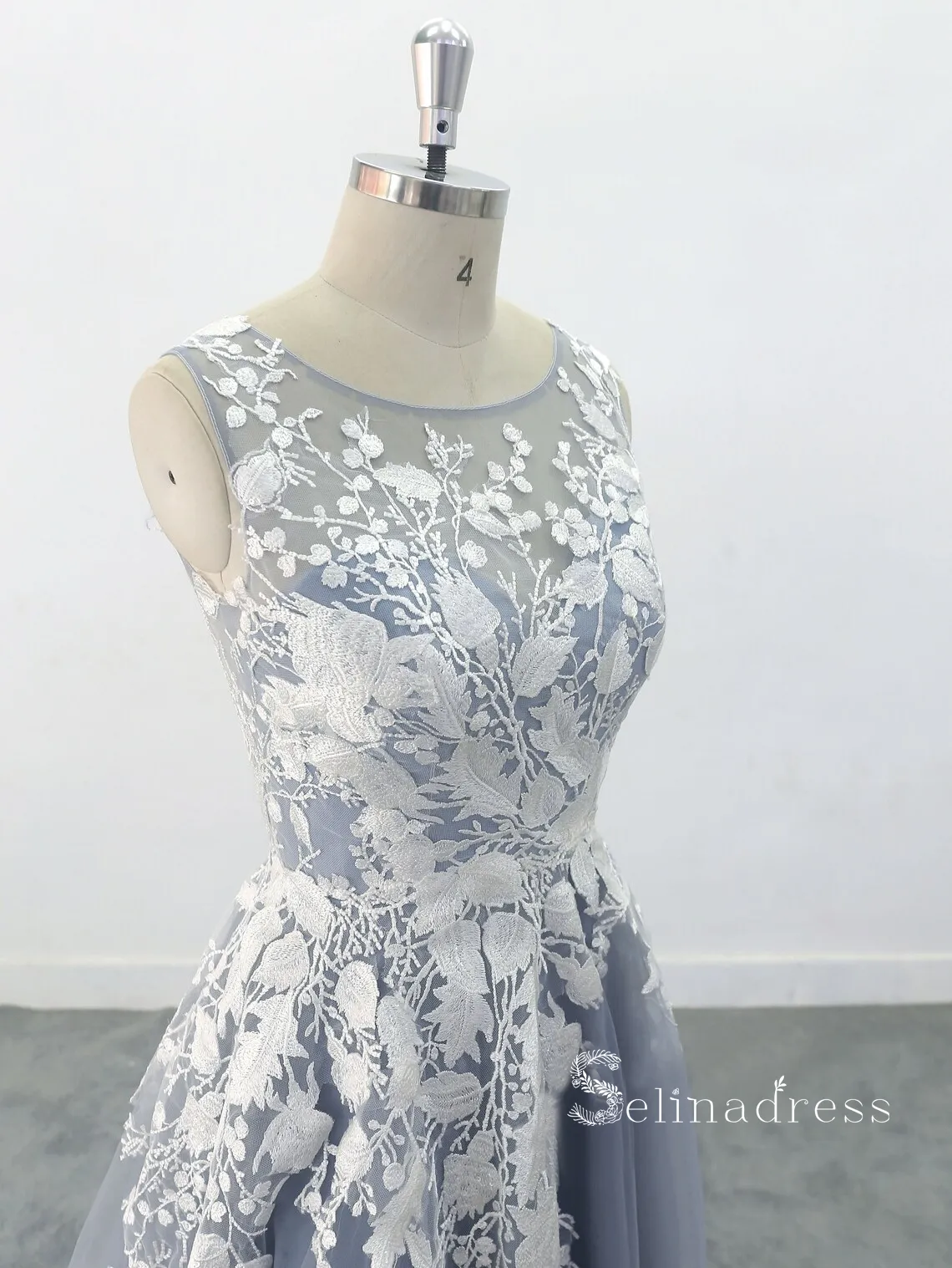 Chic A-line Scoop Blue Long Prom Dresses Applique Evening Dress MLK05165