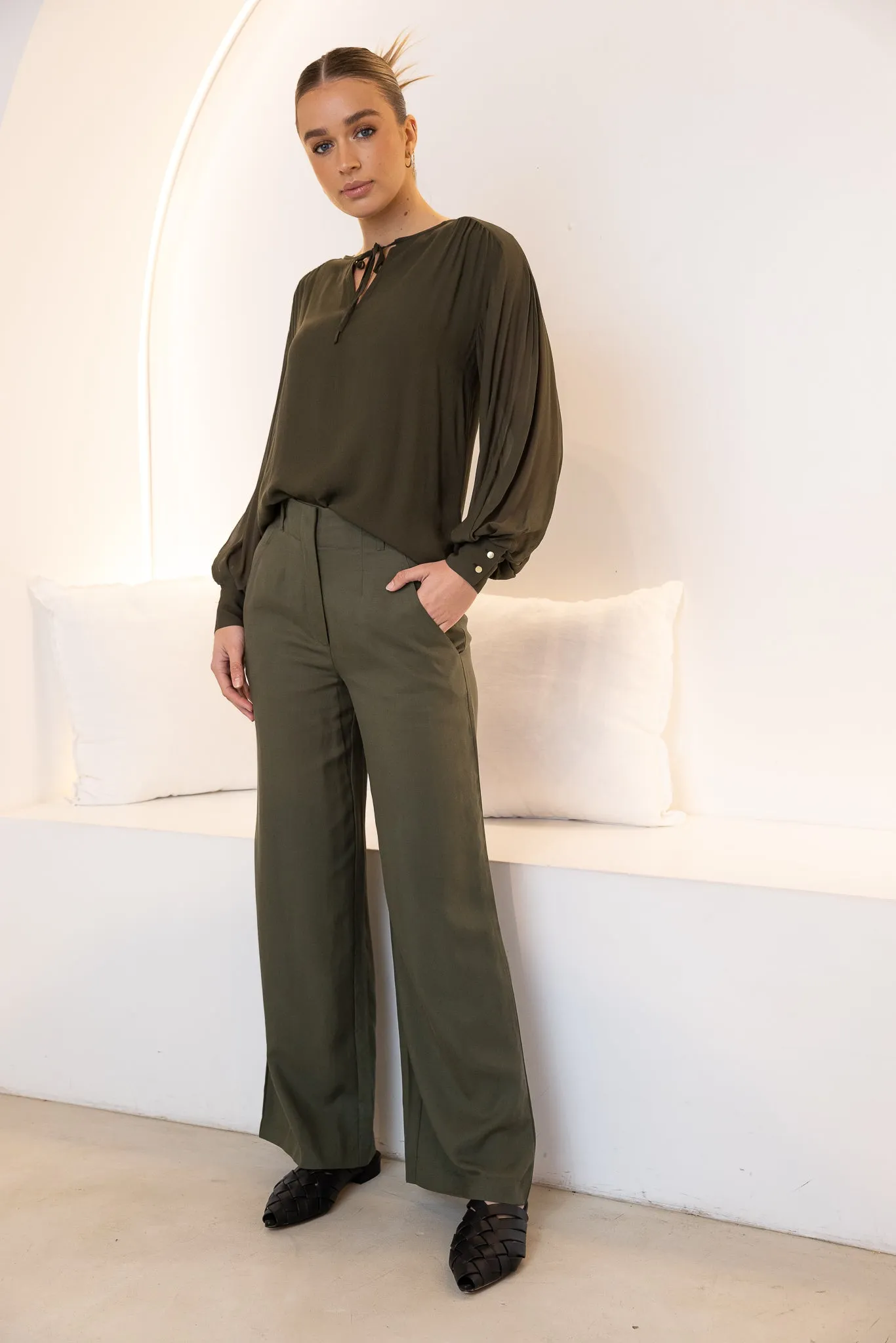 HONEST BOHO BLOUSE - Olive