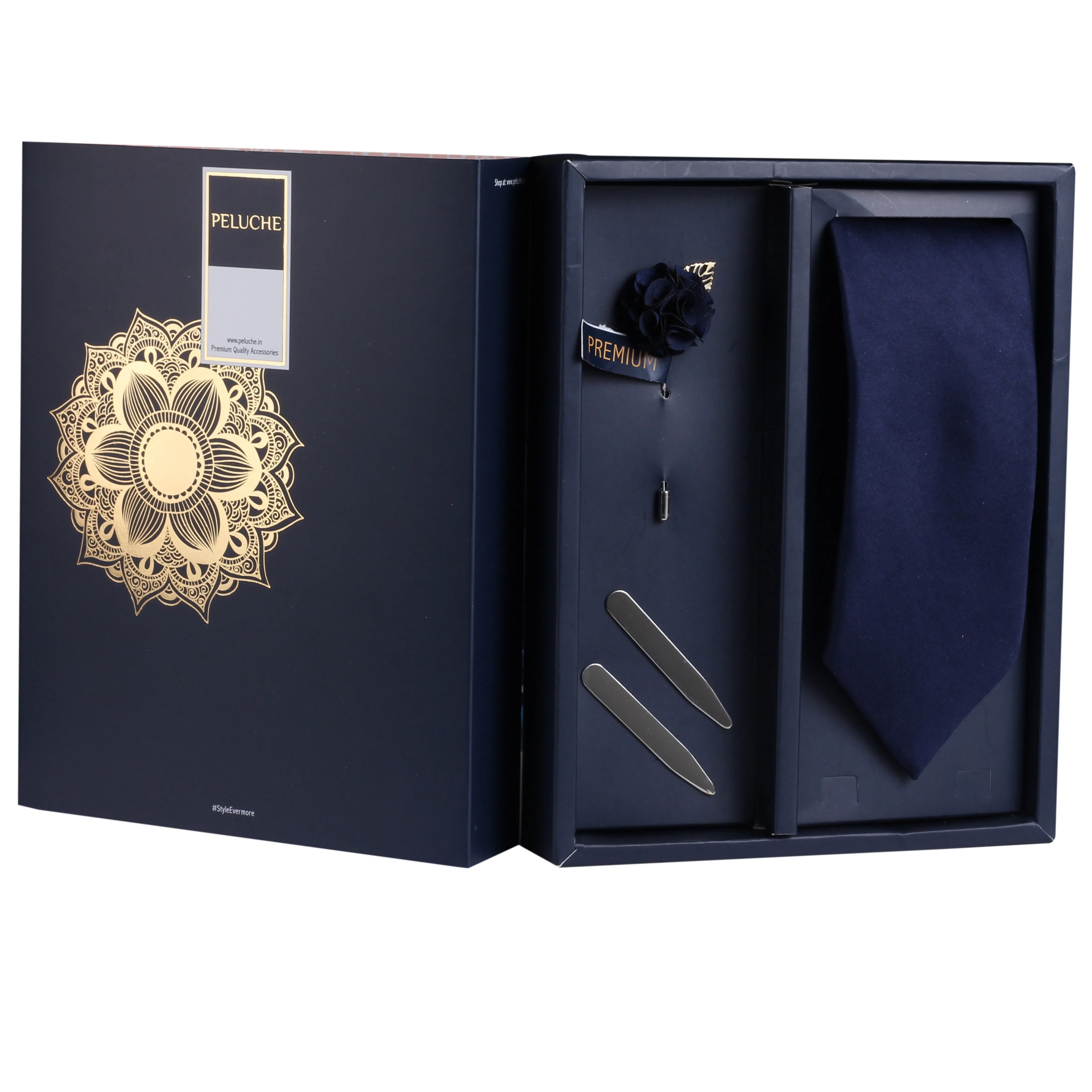 Peluche The Classy Black Ornaments Gift Box for Men
