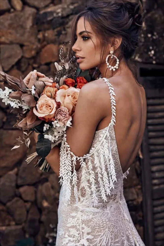 Scoop Neckline Ivory Bohemian Open Back Lace Wedding Dress SEW0202