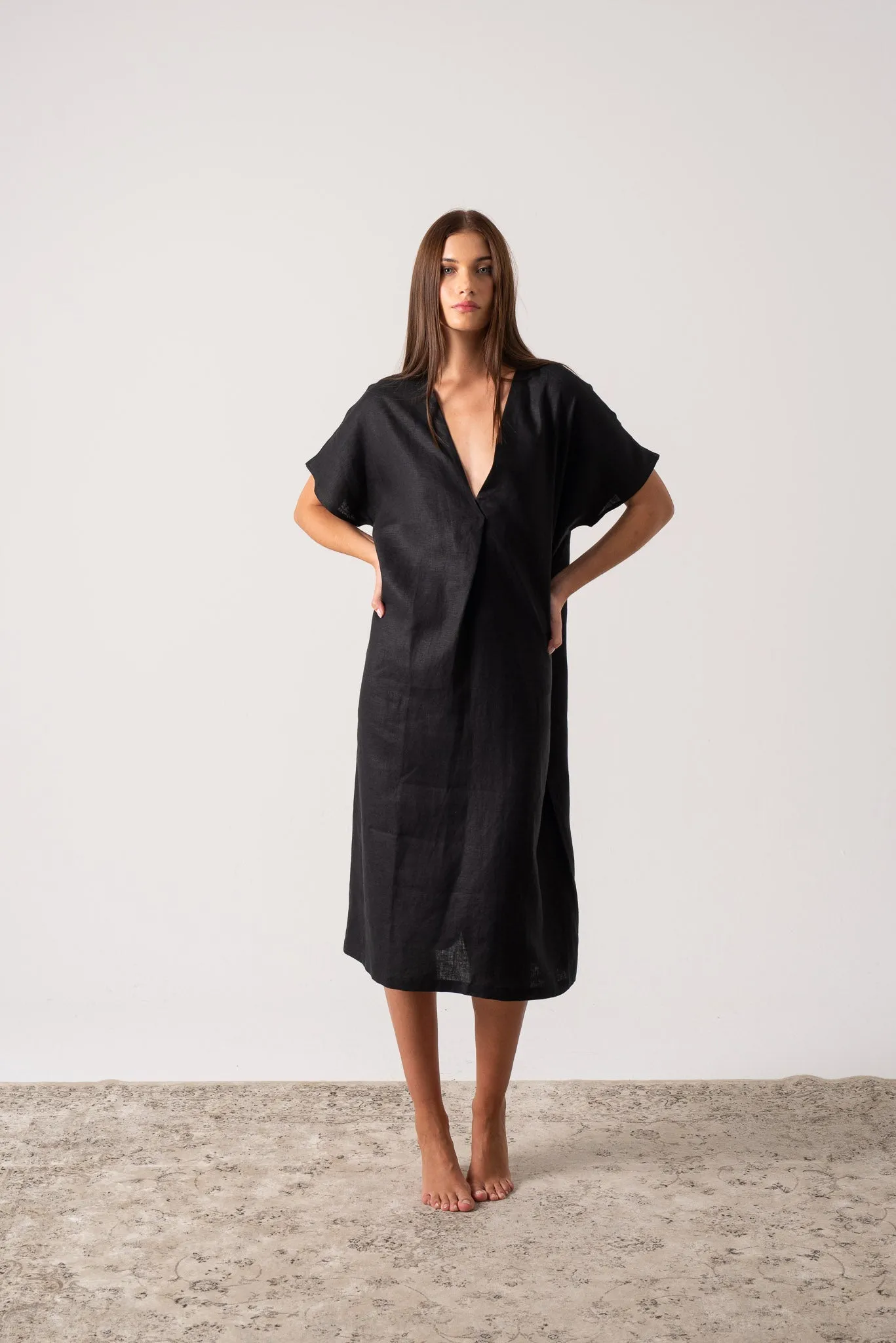 Vacanza Linen Kaftan Black
