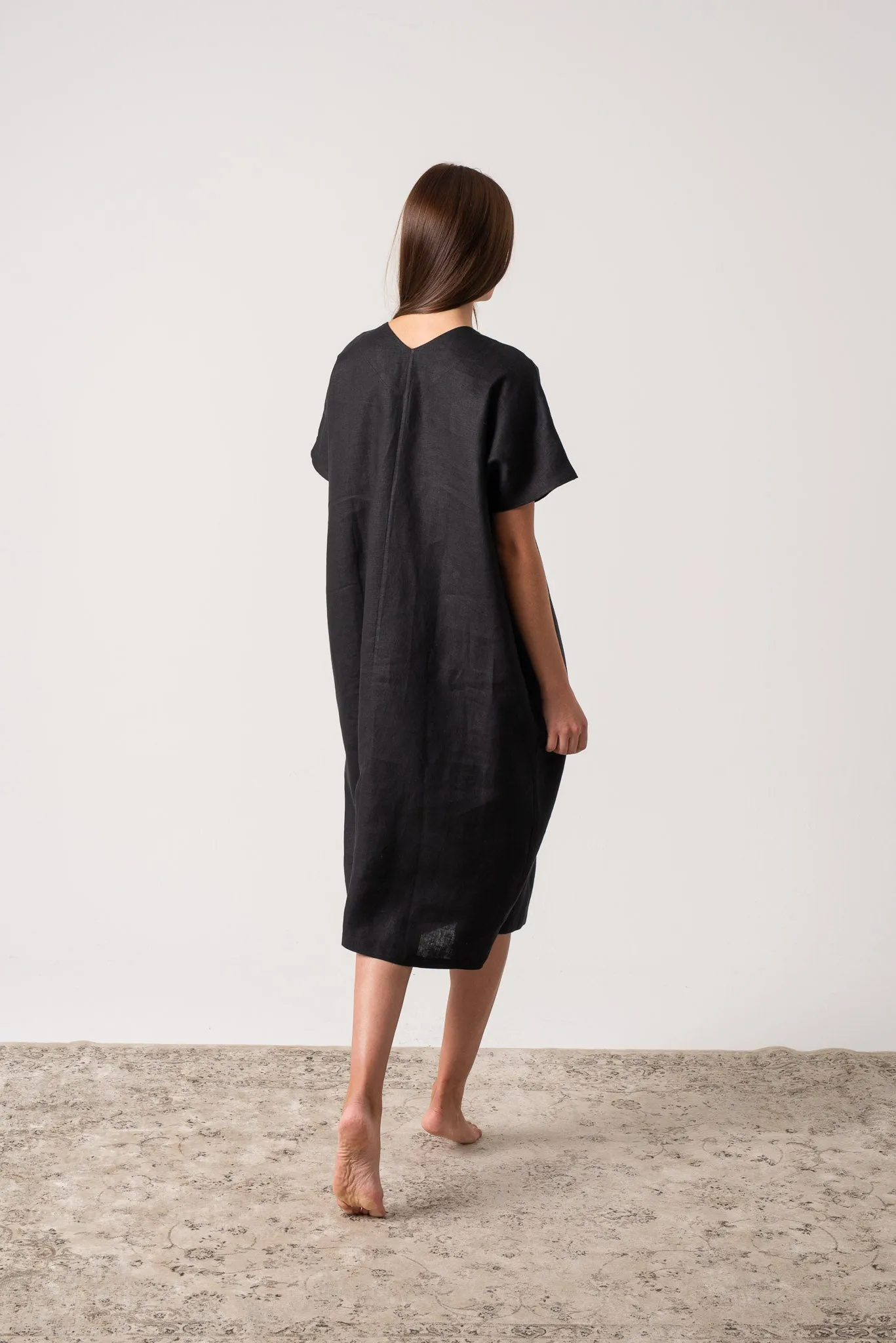 Vacanza Linen Kaftan Black